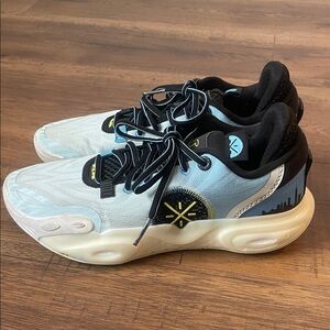Li-Ning Way of Wade All City 12 "Skyline" basketball shoes Size 8 EU 41